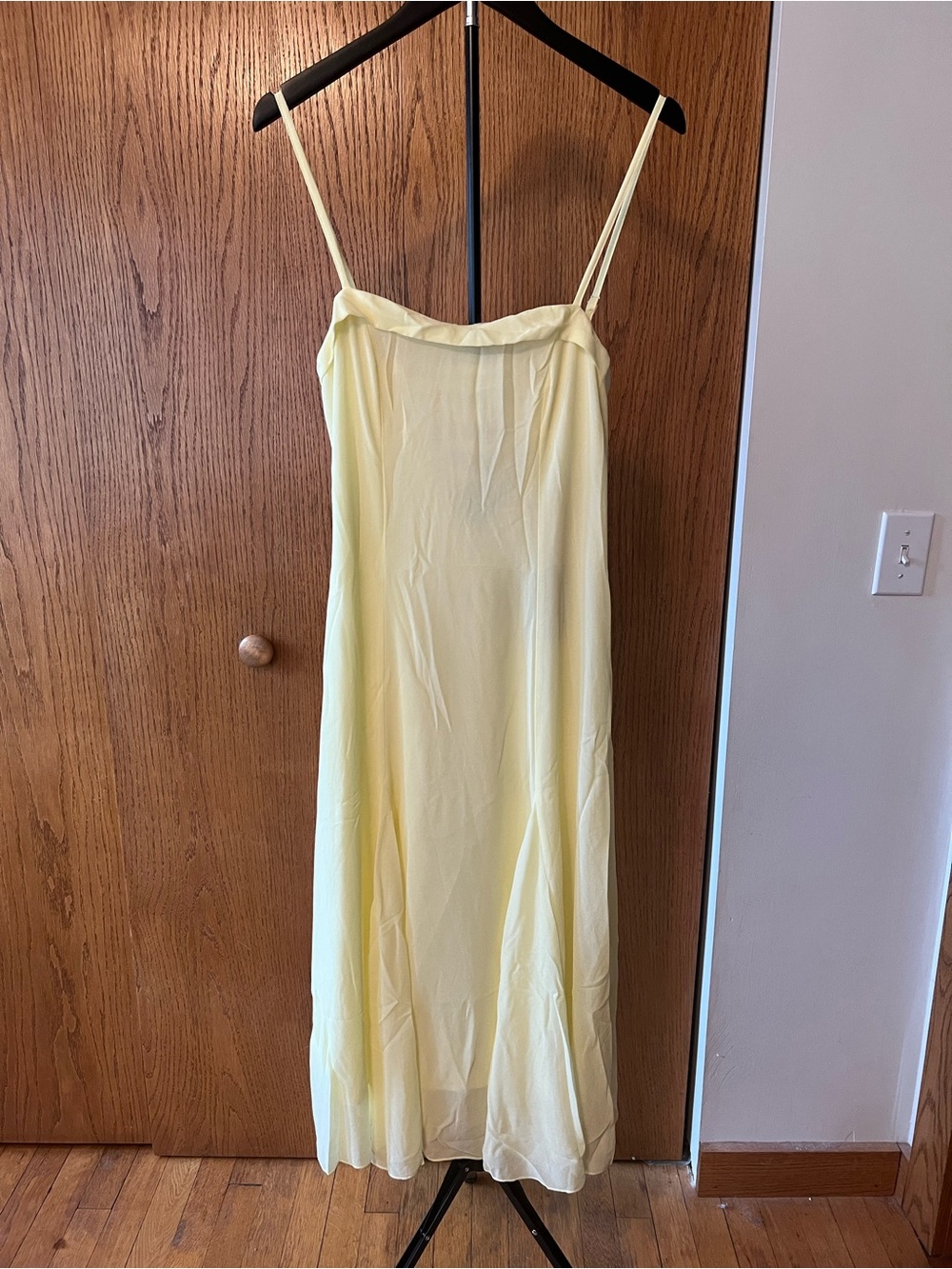 RIHOAS Wedding Guest Dress for Women Chiffon Sleeveless Midi Dress